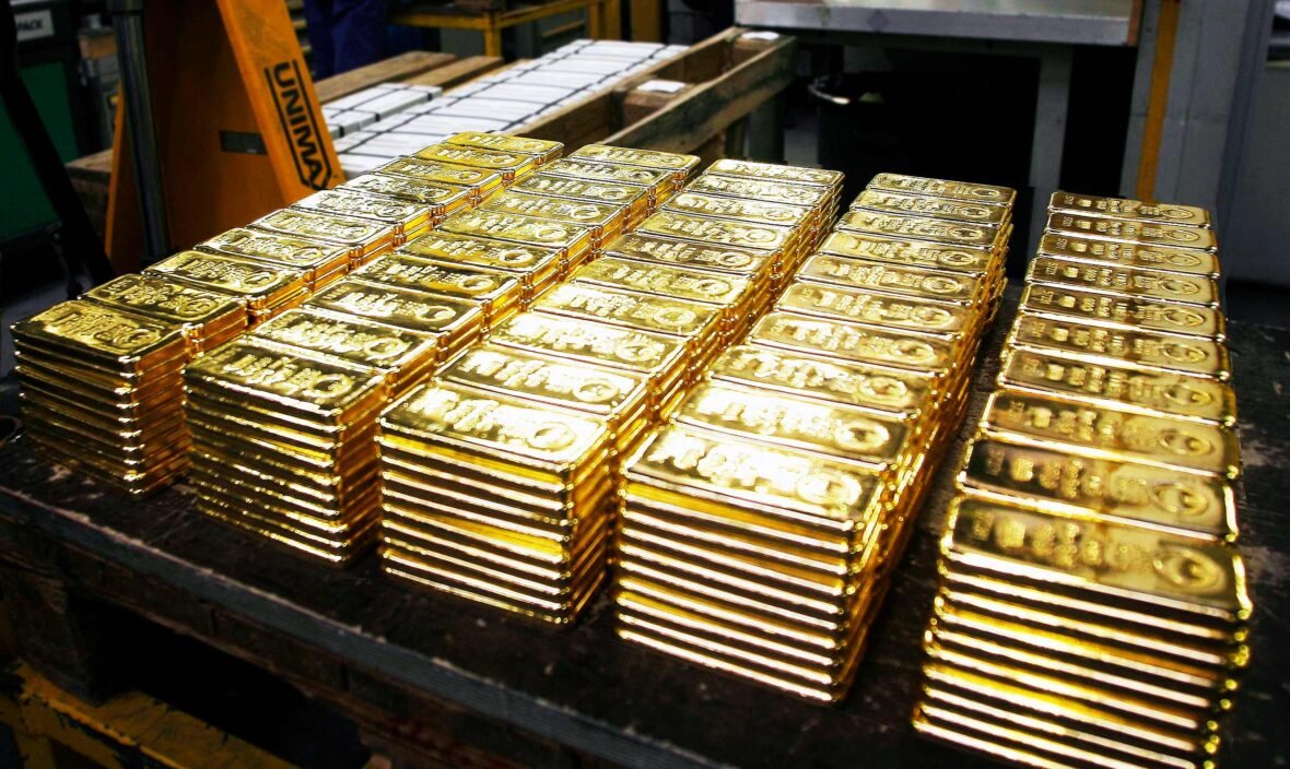 How to Invest in Gold Bars